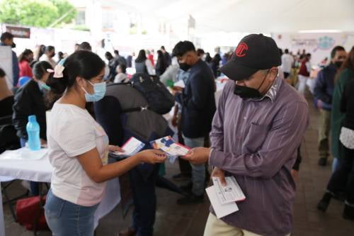 Consiguen trabajo mil 178 personas en 1a macro jornada de Empleo en Metepec